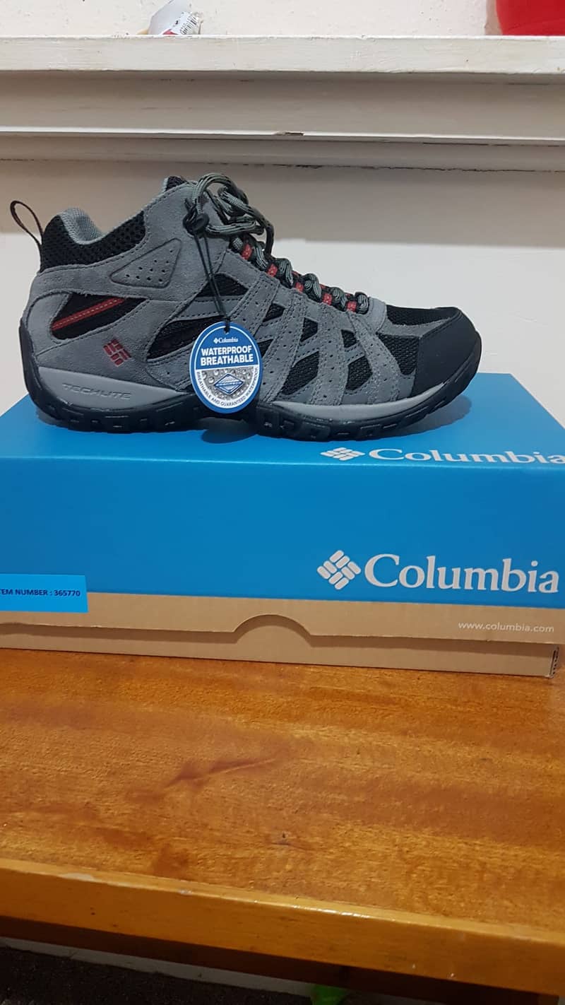 Brand New Original Columbia Hiking Shoes 0