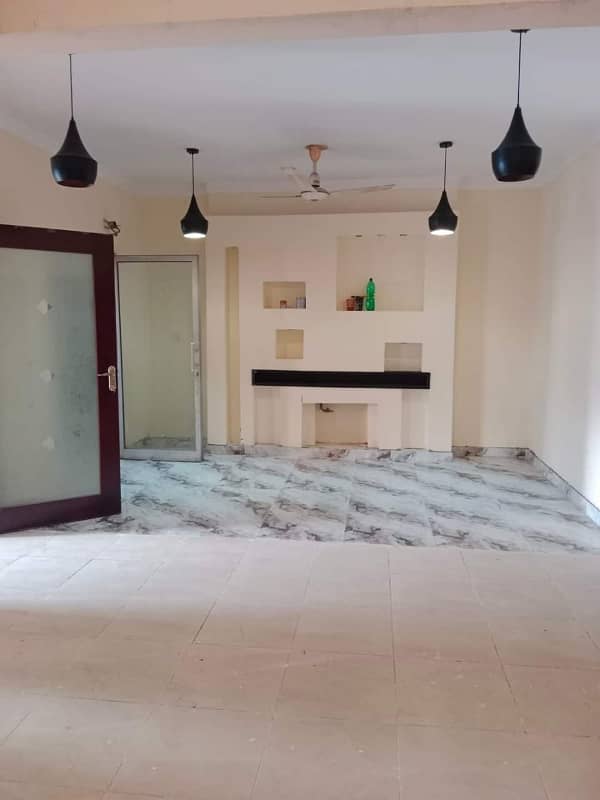 Bahria Town Phase 8 RWP 5 Marla Safari Home Sactor E Available For Rent 1