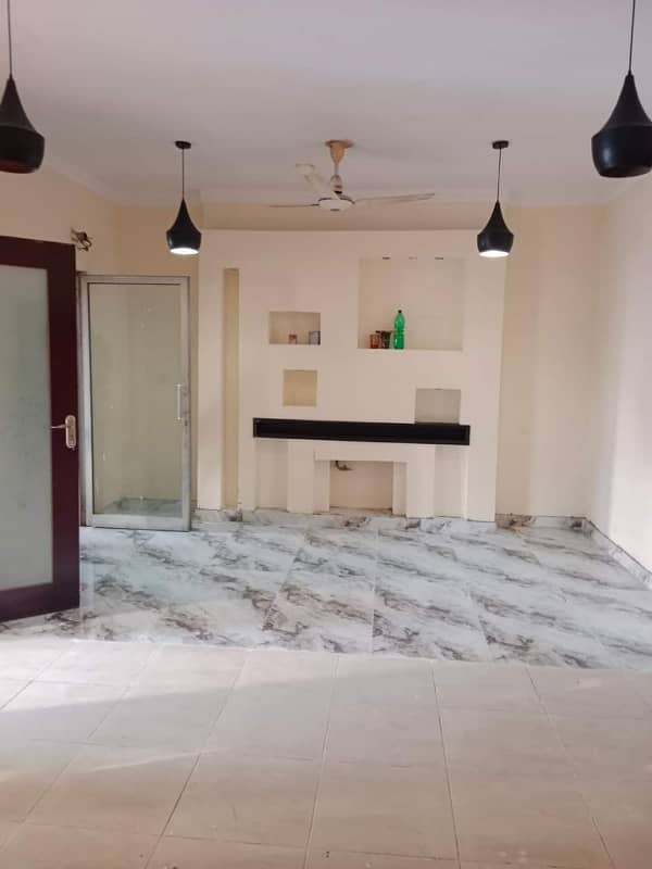 Bahria Town Phase 8 RWP 5 Marla Safari Home Sactor E Available For Rent 17