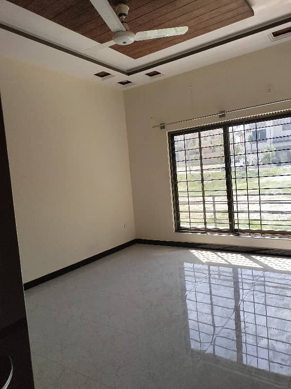 Bahria Town Phase 8 
Sector F1 Brand New House For Rent 8
