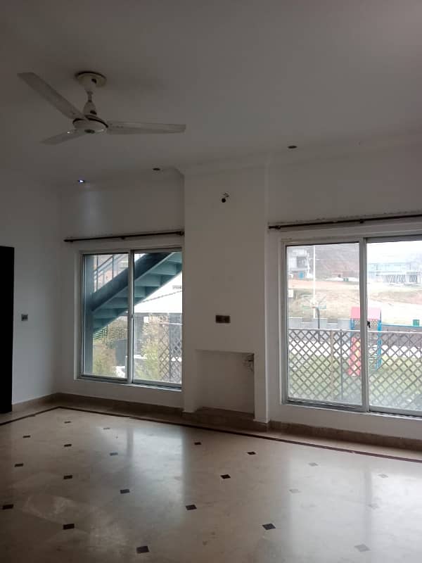 Upper Portion Available For Rent 17