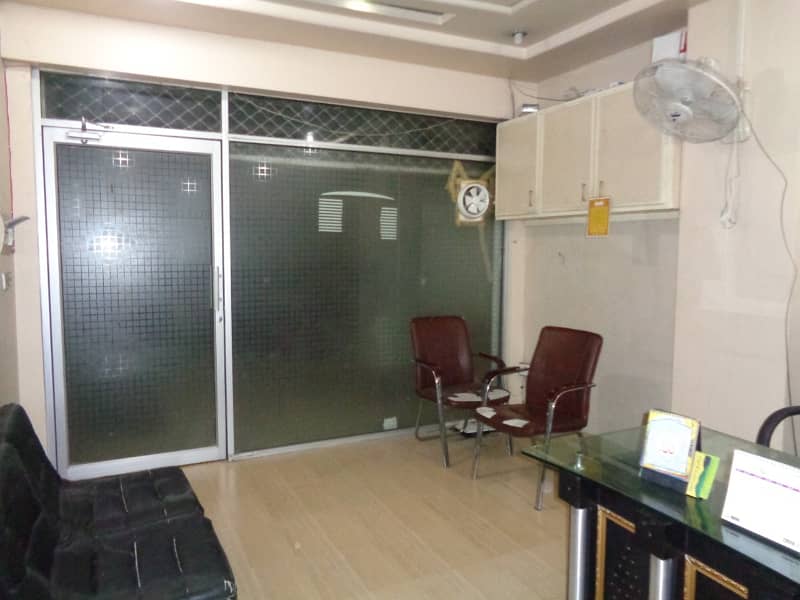 300 Sqft Well Renovated Furnished Office With Fixtures Available At Kohinoor One Faisalabad Ideal For Software Houses IT Work Consultancy Marketing Companies And Digital Agencies 6