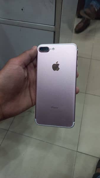 I Phone 7 plus Rose Gold 256GB PTA Approved. 0