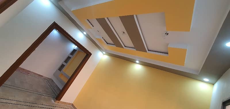 120 SQ YARDS FULLY RENOVATED HOUSE JUST LIKE BRAND NEW AVAILBLE FOR SELL IN GULSHAN E MAYMAR SECTOR Z6,NEAR MOHSIN FOODS,GATE NO 2 MAYMAR 9