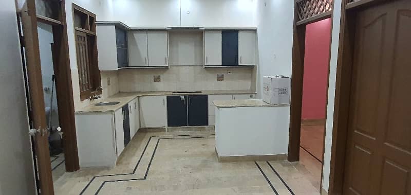 120 SQ YARDS FULLY RENOVATED HOUSE JUST LIKE BRAND NEW AVAILBLE FOR SELL IN GULSHAN E MAYMAR SECTOR Z6,NEAR MOHSIN FOODS,GATE NO 2 MAYMAR 15