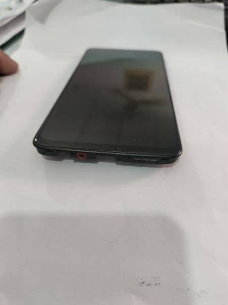 front glass panal of Oppo F21pro 0