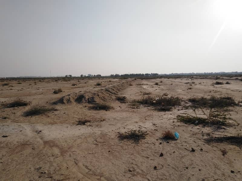 Pir Ahmed Zaman Town - Block 2 Commercial Plot Sized 88 Square Yards Is Available 5