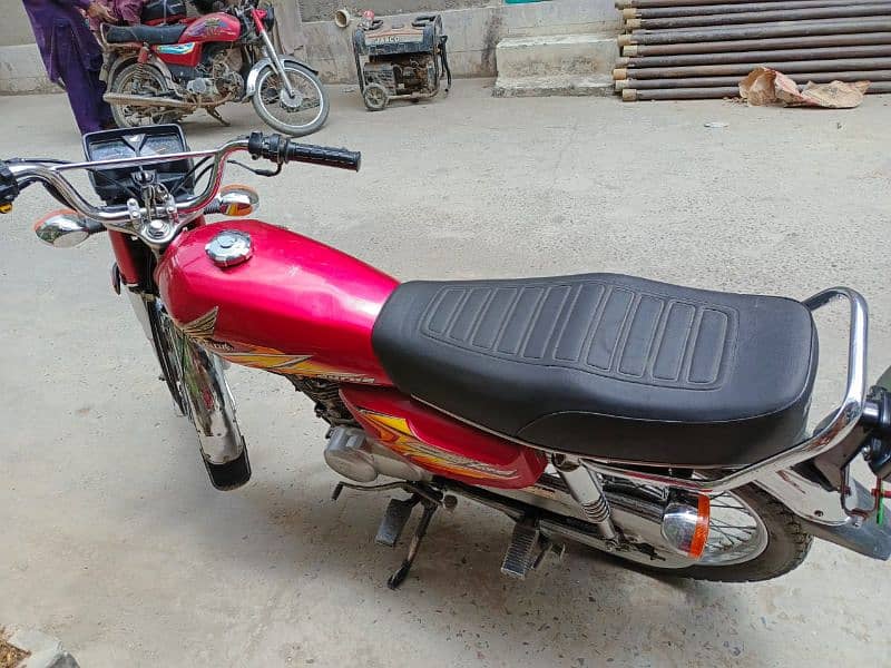 Honda 125 for sale in good condition model 2021 1