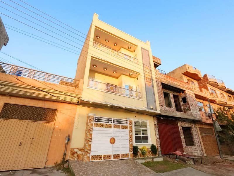 Sabzazar Scheme - Block Q House For sale Sized 5 Marla 0