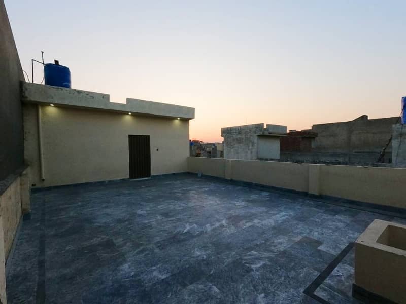 Sabzazar Scheme - Block Q House For sale Sized 5 Marla 39