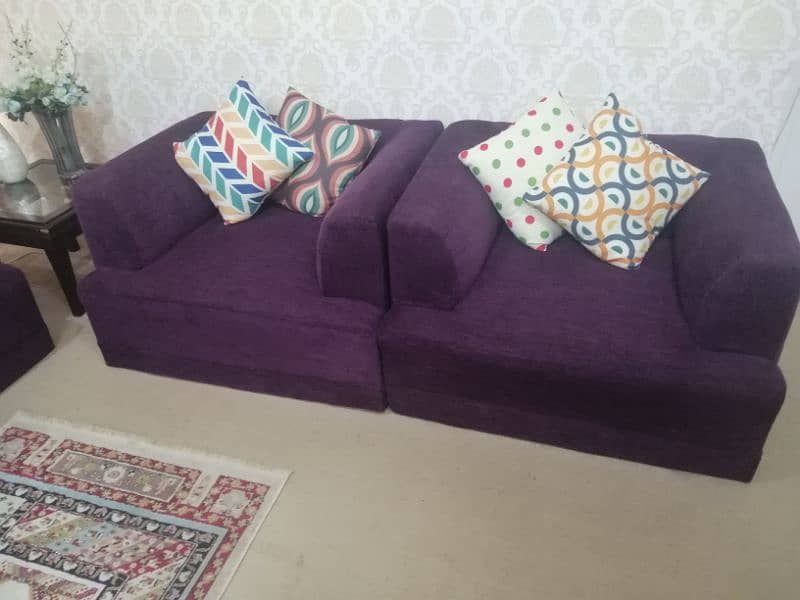 7 seater sofa set in excellent condition 10