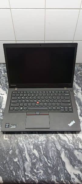 Lenovo Thinkpad T450s. 8