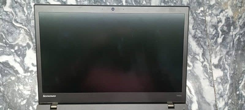 Lenovo Thinkpad T450s. 12