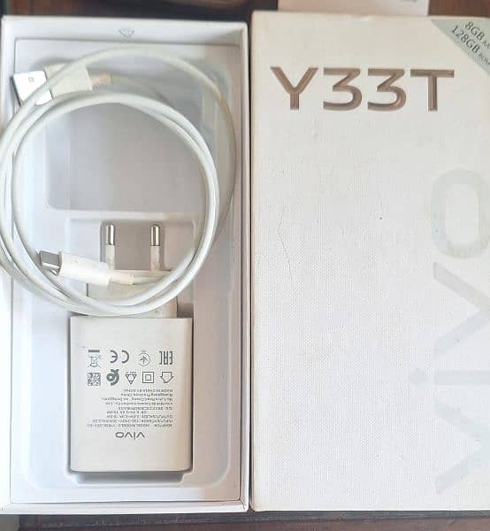 vivo y33t 8/128 10 by 10 condition  protect with plastic sticker 5