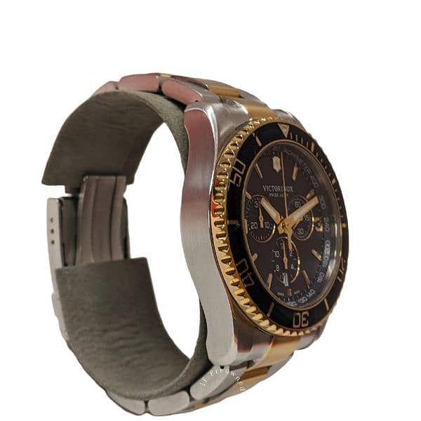 Victorinox Swiss Army Maverick Men's Wristwatch 5