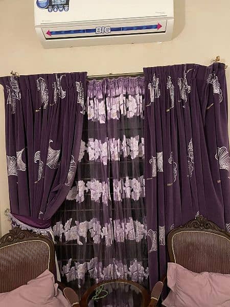 Room curtains with palmett 1