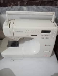 Computer -9700 SINGER Machine