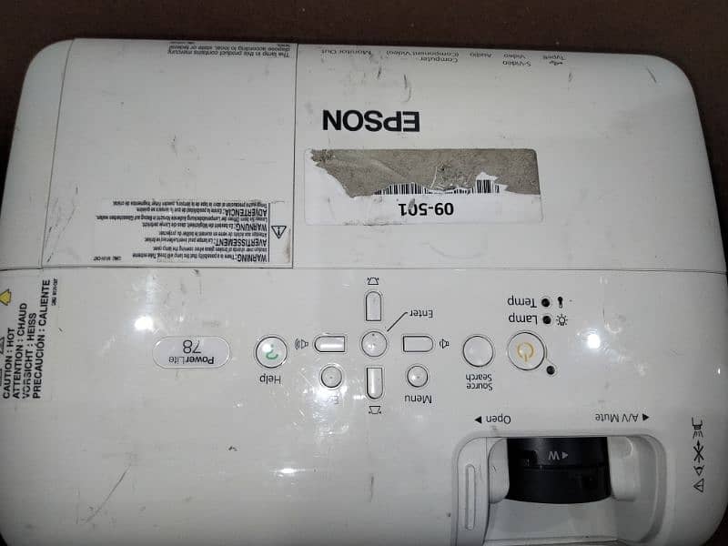 Best Epson Projector for sale with HD Resolution in low price 2
