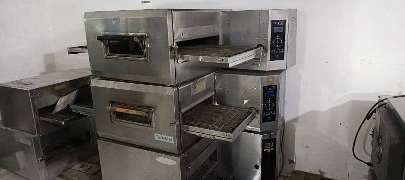 pizza conveyor belt// pizza oven// deep fryer// dough mixer// pans 2