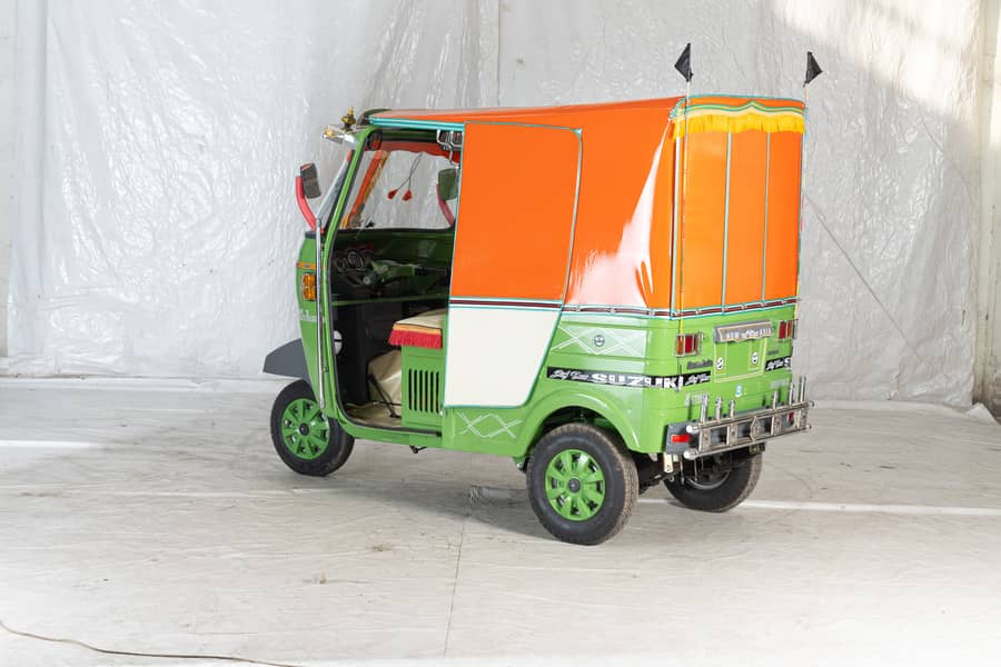 New asia double shak 6 seater auto rickshaw 2