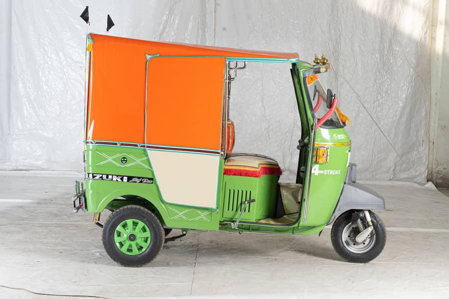 New asia double shak 6 seater auto rickshaw 3