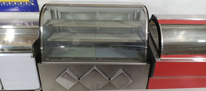 shawarma counter// bar bq counter// pizza oven// display chiller 2