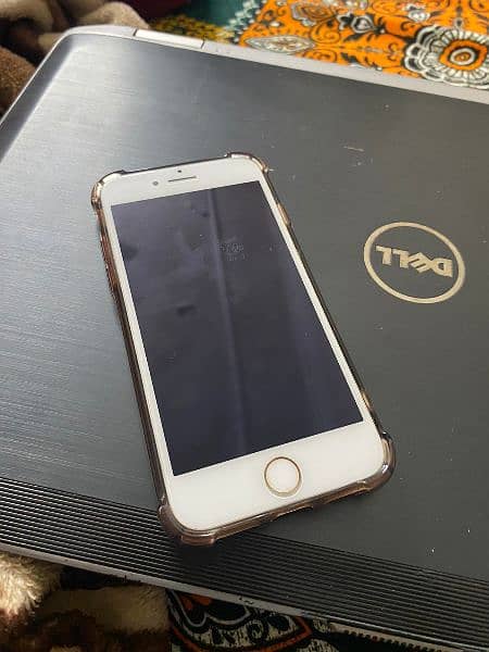 iPhone 8 ,64 gb 10/10 condition finger print working 3