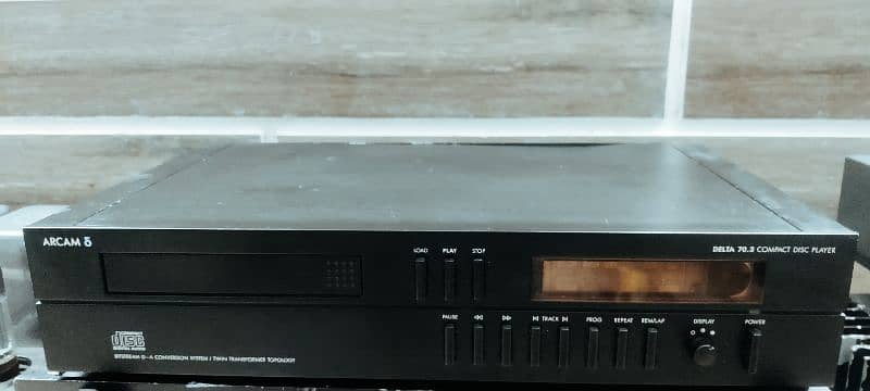Pioneer and Arcam CD player Cambridge Audio CD/ DVD PLAYER 4