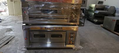 pizza oven imported 5 feet// dough rooler// prep tabel// delivery bags 0