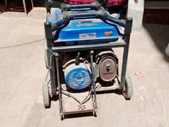 Unique generator For Sale In genuine condition In Petrol 0