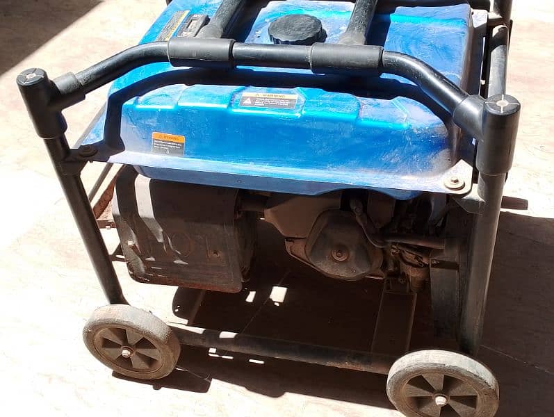 Unique generator For Sale In genuine condition In Petrol 1