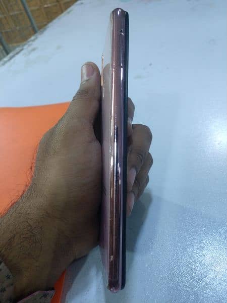 vivo y17 with box charger and pouch 2