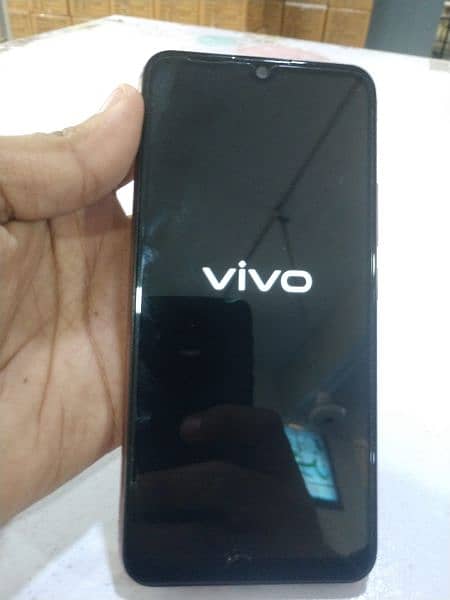 vivo y17 with box charger and pouch 4