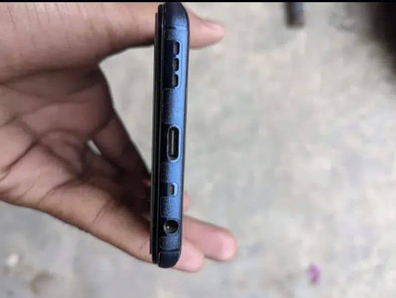 Oneplus nord n200 fresh condition and single sim PTA approved 2