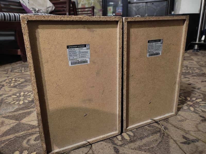 original LG speakers 2