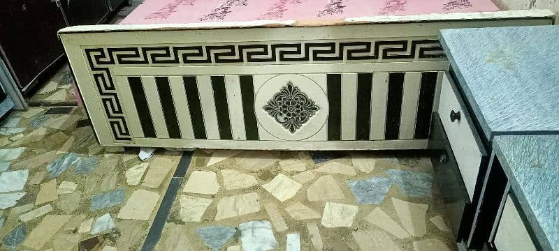 furniture complete Set Condition Used In low price 6