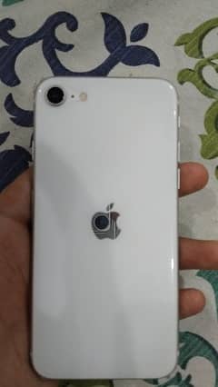 iphone se 2020 white colour 10/10 77 battery heath