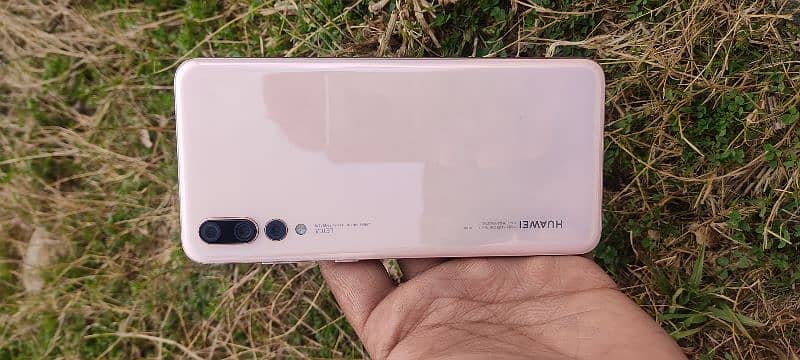huawie p20 pro good condition 0