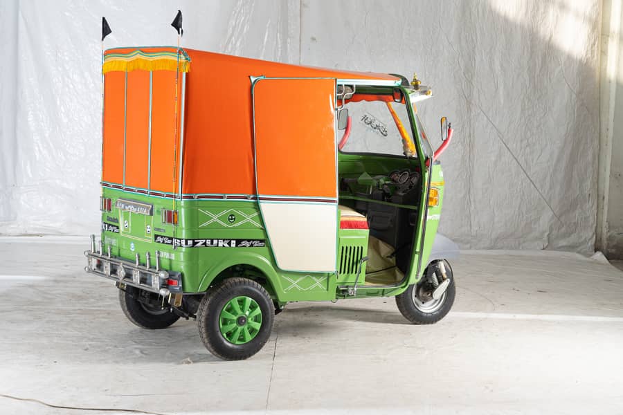 New asia double shock 6 seater auto rickshaw 4