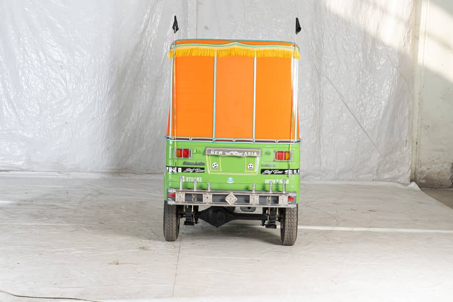New asia double shok 6 seater auto rickshaw 14