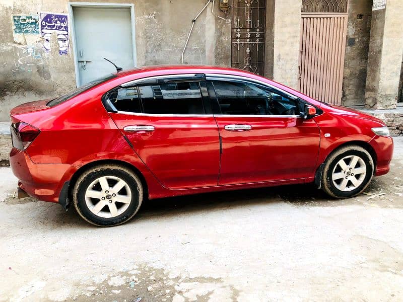 Honda City 2010 Red, Mint Condition For Sale 7