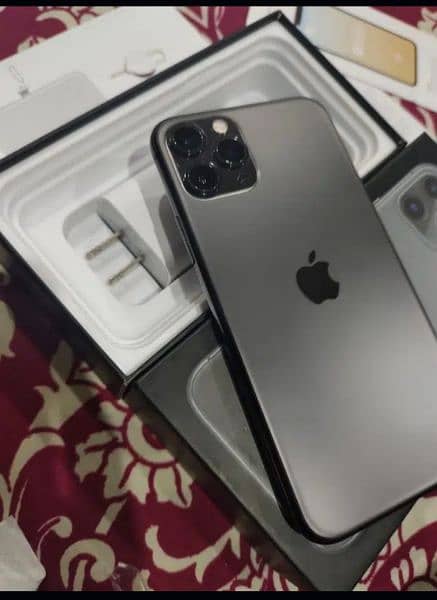 iphone 11 pro with box 1