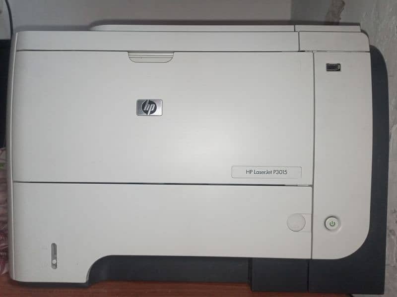 HP Laserjet P3015 Printer 0