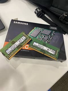 SSD 250gb new and 2 Rams 8gb used