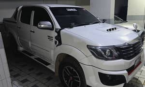 Toyota Hilux 2013 0