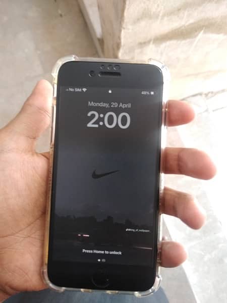 IPHONE SE 2020 mint condition   NO EXCHANGE OFFERSSS 0
