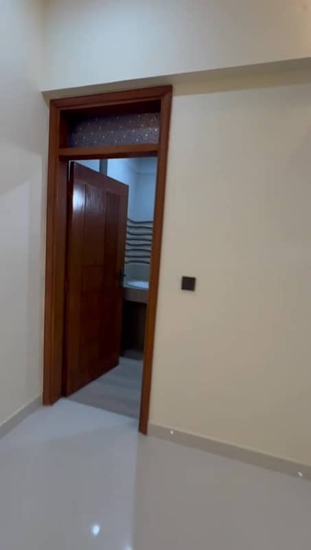 Brand new flat for Sale : 1750 Sq Feet in Muslimabad Society 7
