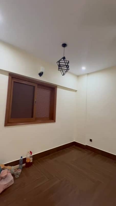 Brand new flat for Sale : 1750 Sq Feet in Muslimabad Society 19