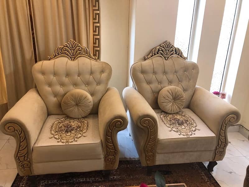 7 seater sofa set with table 2