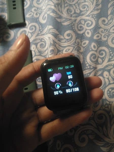 one month used condition 10/10 smart watch phone no 03483722054 whatsp 3
